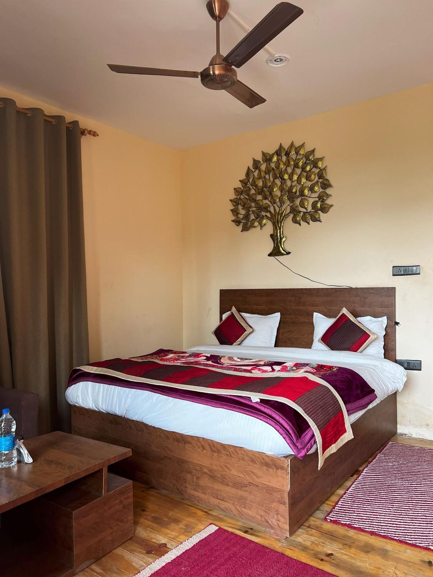 Hotel The Himalayan Heights Satya'S Kasardevi Almora Exteriér fotografie
